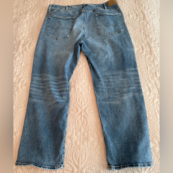 American Eagle Outfitters Sky Blue Relaxed Jeans - Picture 2 of 4